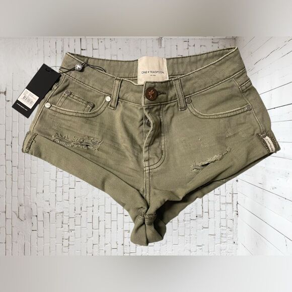 One x Teaspoon Super Khaki Bandit Sz 22” Shorts - Picture 1 of 9